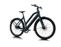 The Raleigh ONE ST comes fully equipped. The lighting has also been updated for the 2026 model year. It features two front lights with daytime running lights and full-beam functions, as well as a redesigned rear light designed to improve visibility on the road.