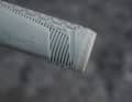 Die Außenhülle der Reaflex 6.0 Griffe besteht aus einem weichen TPR-Material mit einer Shore-Härte von 25A.