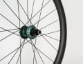 Les moyeux R45D et Mountain Boost de Chris King constituent la base de ces nouvelles roues.