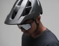 De plus, comme les autres modèles de lunettes, RideViz est disponible avec des verres normaux ou auto-teintés.