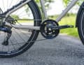 In fact, the 8000 cue with two chainrings replaces the old 3x10 Trekking XT.