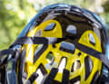 Decathlon relies on the classic yellow MIPS liner for rotational protection. This much can be revealed: The protective effect surprised us!