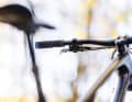 The Romte lever of the Race Face seatpost sits perfectly on the thumb and runs extremely smoothly