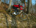 A test of courage in 2002: the wall on the Isar. A tricky approach, a flat landing. The Rocky Mountain Switch gave me the confidence I needed. 120 millimetres of suspension travel.