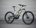 Canyon Torque:On CF9 // 180/175 mm // 29/27,5 Zoll // 7499 bzw. 7899 Euro // ab 23,7 kg