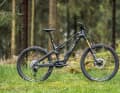 The R.E735 is the big brother of the R.X735. It has more suspension travel, a flatter geometry and a powerful drive unit.