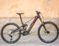 Rotwild R.EXC Ultra: Shimano EP801 // 820 Wh // 170/160 mm // 29/27.5 inch (Mullet) // 22.1 kg // 11990 Euro.