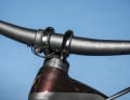 Schön integriert: Rotwild führt die Kabel durch Lenker und Vorbau, das sorgt für ein aufgeräumtes Cockpit.