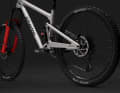 With the S.150, Atherton wants to enable the broad masses of bikers to experience the riding fun and technologies of their bikes. The easiest - or rather the cheapest - way to do this is with the S.150.3. The most affordable aluminium all-mountain comes with a Marzocchi Bomber air shock and Marzocchi Bomber Z1 suspension fork.  The Athertons rely on a mix of NX and GX components from Sram for the drivetrain. Price: 4480 euros.