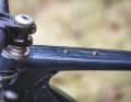 Salsa relies on a particularly light carbon construction for the Spearfish. 11.2 kilos is an impressive weight in this suspension travel class.