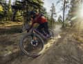 Das Heckler SL ist das erste Light-E-MTB von Santa Cruz und soll für mächtig Spaß auf dem Trail sorgen.