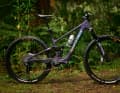 Four-link rear suspension, 300 g lighter than its predecessor, more suspension travel and an entry-level price of 5999 euros.