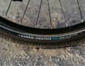 ... und der ebenfalls erstmals tubeless-fähige Marathon Almotion Pro.