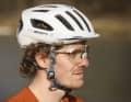 The Scott Sierra MIPS helmet sits compactly on the head and feels comfortable even after many kilometres.