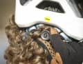 The width of the Scott helmet can be adjusted using a twist lock.