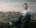 Ist das der künftige König von Genua? Tomas Slavik zählt zu den besten Urban-Downhillern der Welt und damit zu den großen Favoriten in Genua. Gerade ist Slavik auf Scouting Tour rund um den Erdball unterwegs auf der Suche nach weiteren Austragungsorten für die Red Bull  Cerro Abajo-Serie.