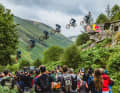 Came, saw, won: Asa Vermette from Colorado. How is that possible? The young American outclassed the entire hardline elite on his first hardline. Here at the high roadgap.