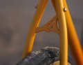 With an eye for detail: the Souldrider logo in the seatstay junction of the steel frame.