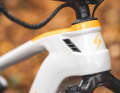 Ventilation slots in the carbon frame of the Simplon Rapcon EPinion are designed to cool the electronics even when high power is required.