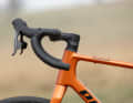 The new aluminium gravel handlebar: 8° backsweep and 16° flare and 355 g.