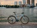 New York, Paris, Hamburg - the Rose Sneak EQ is a city bike through and through.