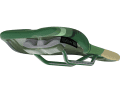 For off-road use, the manufacturer combines MTB-specific padding with reinforced edges and an upper made from polyamide fabric. This is designed to make the saddle more durable on rough trails.