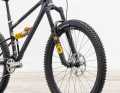 Starling goes into series production - the steel frames from Great Britain are now available as complete bikes with top equipment.