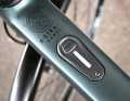 Rich: The mini display with support mode indicator is located in the aluminium top tube.