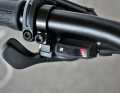Sporty touch: The Stevens is the only bike with a double chainring in the test. However, the gear levers are a little plain.