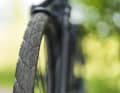 Die Schwalbe Marathon Efficiency sind auf Leichtlauf optimiert. Ein guter Reifen für Straße und gelegentlich leichten Schotter.