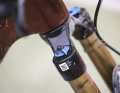 Without the handlebar remote, two hand movements are required to lock the suspension on the Storck Fully: one to the shock and one to the fork crown.