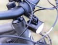 With 500 lumens, the Lezyne headlight offers very good light for commuting and everyday use. The only thing you have to do without is a dedicated high beam.