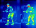 The clothing is well insulated in the blue areas. The more the areas turn red, the more body heat is lost.