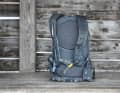 The back system consists of two large padded panels that fit snugly against the back and are designed to ensure a stable fit.