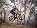 160 millimetres of suspension travel at the front, 150 at the rear - you can take every jump with you.