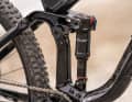 Federbein: Rockshox Deluxe Select+.