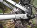 Equipped for everyday use: The Rail 7 is prepared for the installation of a side stand. Fortunately not visible: The speed sensor is slimly integrated into the dropout.