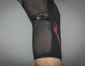 The function of the silicone strip in the hollow of the knee was not clear to us