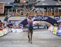 Czech mountain biker Ondřej Cink caused a big surprise at the UCI Cross-Country World Cup in Saalfelden Leogang. The 34-year-old from the Cube Factory Racing Team celebrated his first elite victory in the World Cup on a course that was turned into a mud battle by the rain.