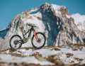 A Rocky Mountain in the Rocky Mountains: The Canadians present their new Enduro Altitude for 2024 in unmistakable style.