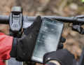 Shimano allows you to create two automatic profiles. Practical: You can set one for commuting and less demanding routes and one for demanding terrain.