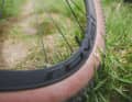 Instead of the standard carbon wheels from DT Swiss, Max rides the currently lightest standard wheelset in the XC segment for testing purposes. With the Specialized Roval Control Worldcup, the Lynx SLS easily breaks the 11-kilo mark.