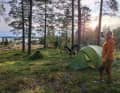 Im hohen Norden Europas kann es auch in den Sommermonaten empfindlich kühl werden. Quilt-Schlafsack, Isomatte und Kopfkissen von Nemo mussten sich in Finnland unter Beweis stellen.