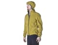 The Ion Shelter Lite 2.5L is a lightweight rain jacket and thus offers a little more protection than most of the other jackets in the test