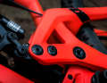 DELTA suspension system: Dave Weagle's kinematics ensure sensitive response behaviour and stability in the mid-stroke.