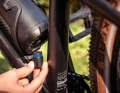 The connection to the motor is established via a somewhat hidden plug