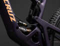 The shock of the new Santa Cruz bike is now lower in the frame. The rear suspension works with optimised kinematics.