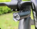 Avec le GVolt 80.1, Cateye présente la mise à jour du populaire feu avant GVolt 70.1 conforme au code de la route, avec plus de puissance et un design amélioré.