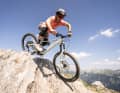 Bergab ist das unkomplizierte YT besonders in seinem Element und stellt auch wesentlich teurere Bikes in den Schatten.