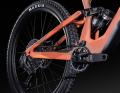 There is a tool compartment in the down tube of the Lapierre Zesty CF. Thanks to the flip-chip adjustment, the all-mountain bike from Lapierre can also be ridden in a mullet set-up.